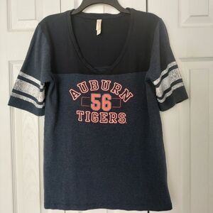 Auburn Tigers Women XL Slim Fit Jersey T-shirt Football V-neck